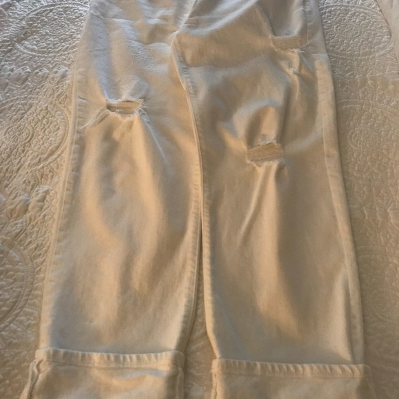 Banana Republic white distressed jeans - Picture 4 of 4